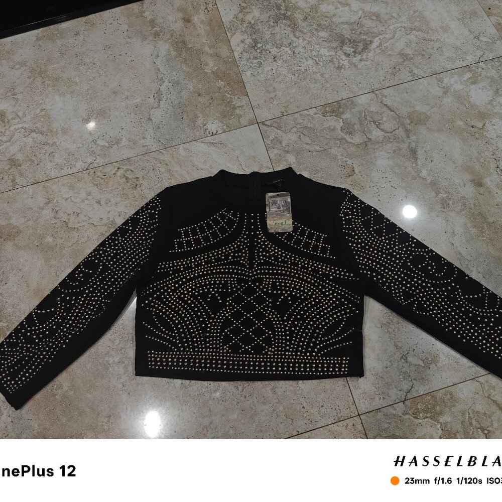 Love J top